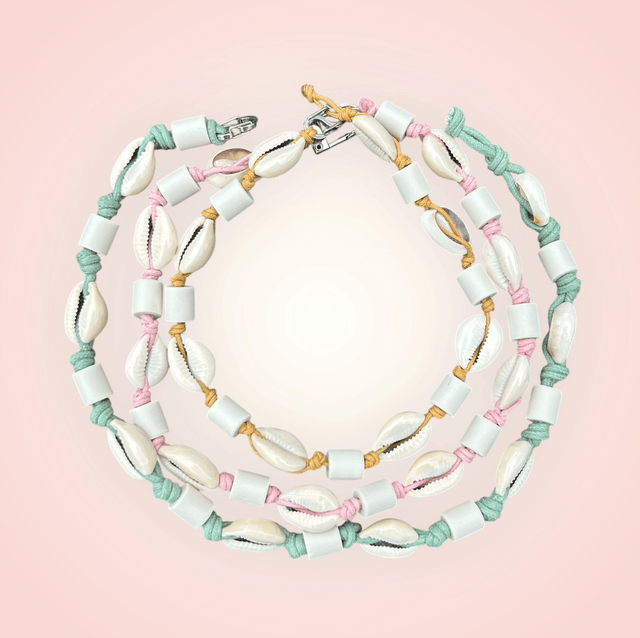 Collier anti-tiques Cauri